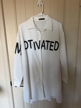 SHEIN White Long Sleeve Shirt Dress with Black 'MOTIVATED' Print